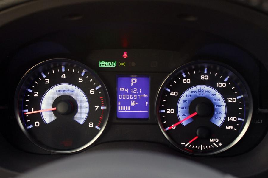  Subaru XV Crosstrek Hybrid 2014 года  (фото 21 из 53)